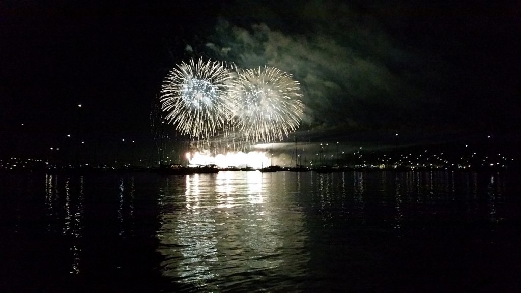 Seenachtsfest Konstanz - vom See aus betrachtet - ab 19 Uhr ist die Innenstadt gesperrt
