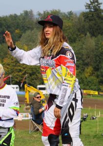 Meine Meisterschaften - Nina - Fotograf: Mike Mazout, Belgium - Motocross-Adventskalender - miradlo Versanddepot