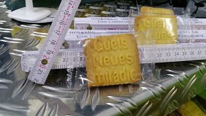 Neujahrspäckle - Guets- Neues-miradlo-Keks und Meter mit Winkel - miradlo Versanddepot